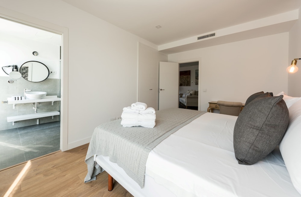 Apartment Plaza Espana Skyline By Be Mate 12/74
