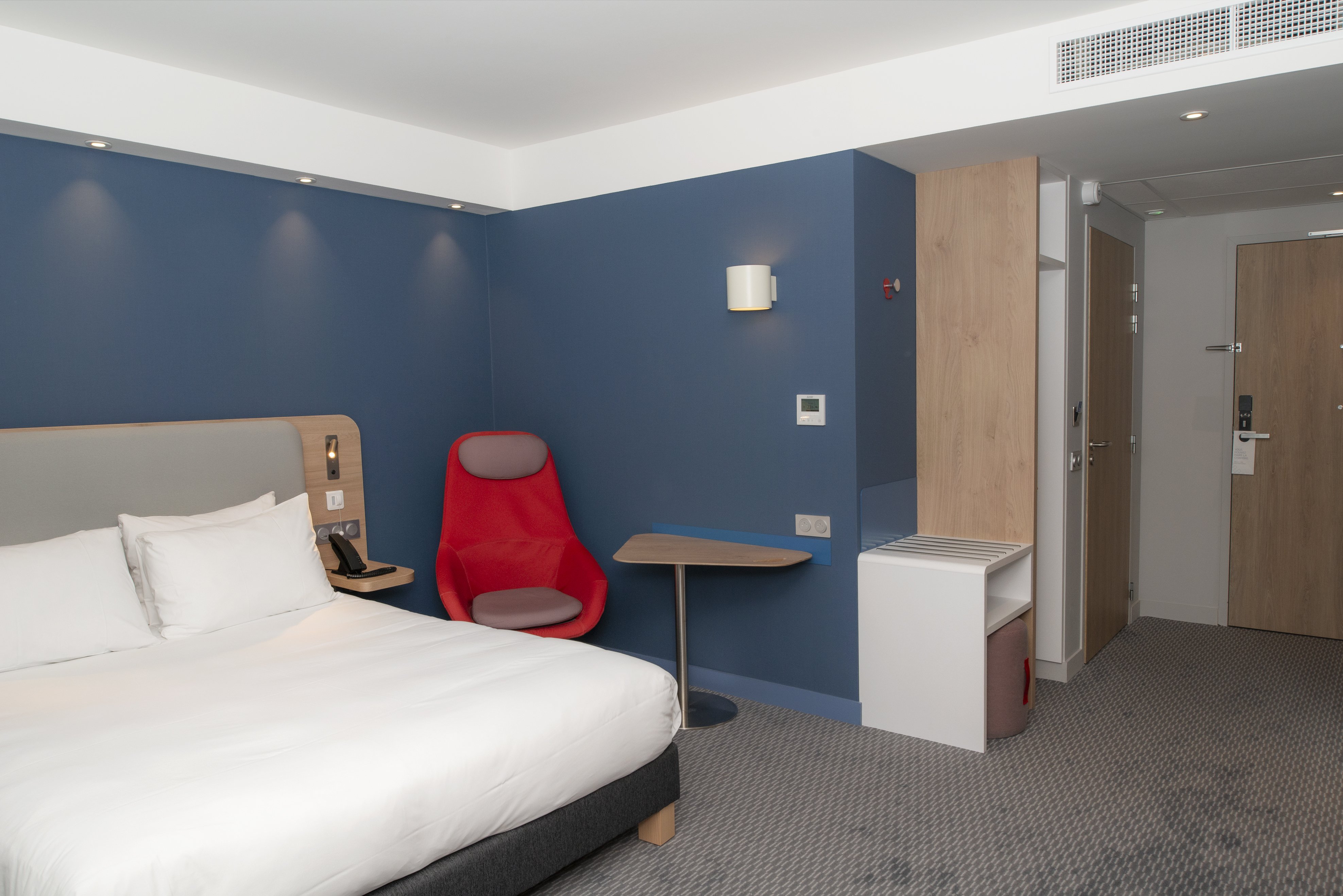 Holiday Inn Express Caen – Epron 13/45