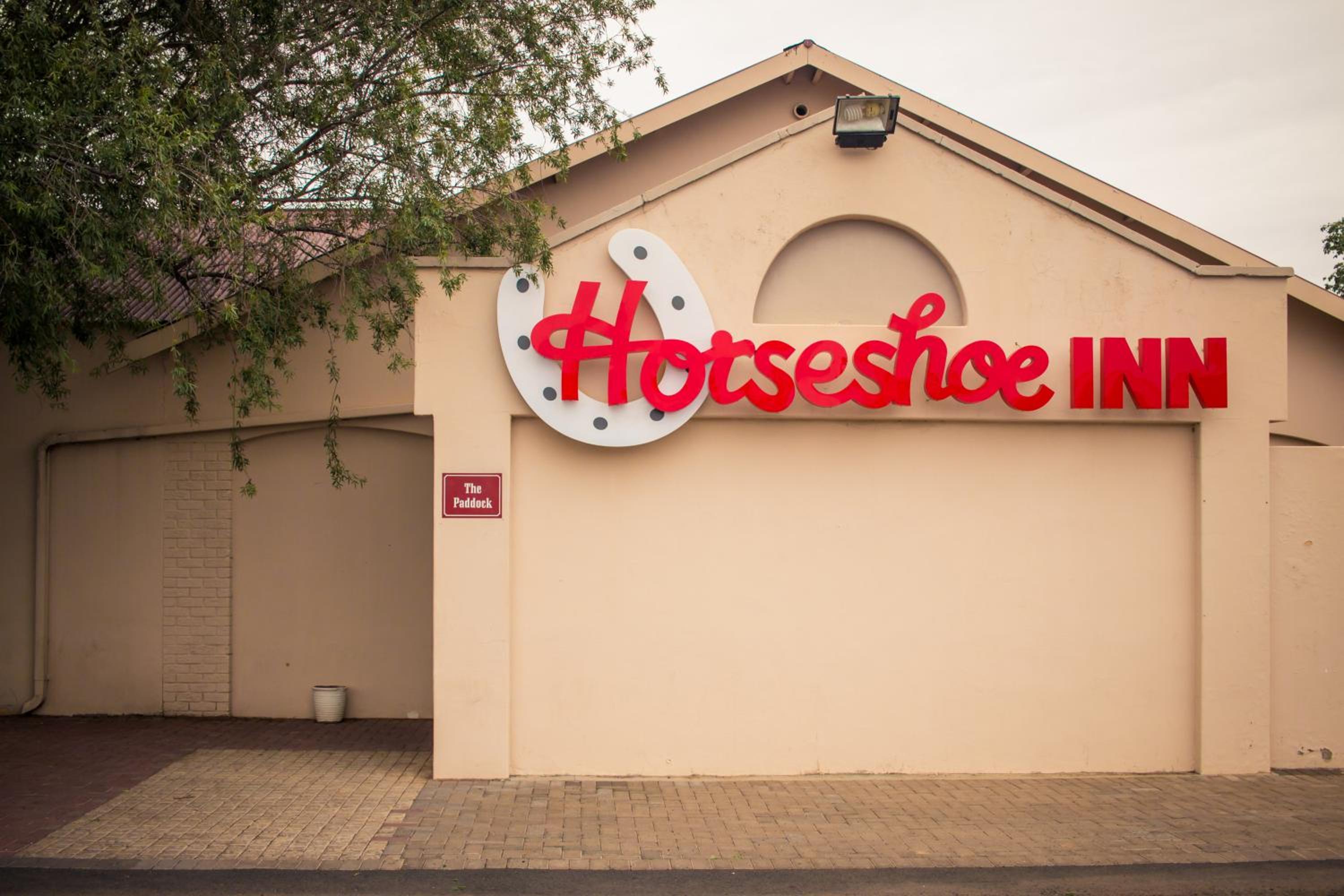 Horseshoe Inn 2/39