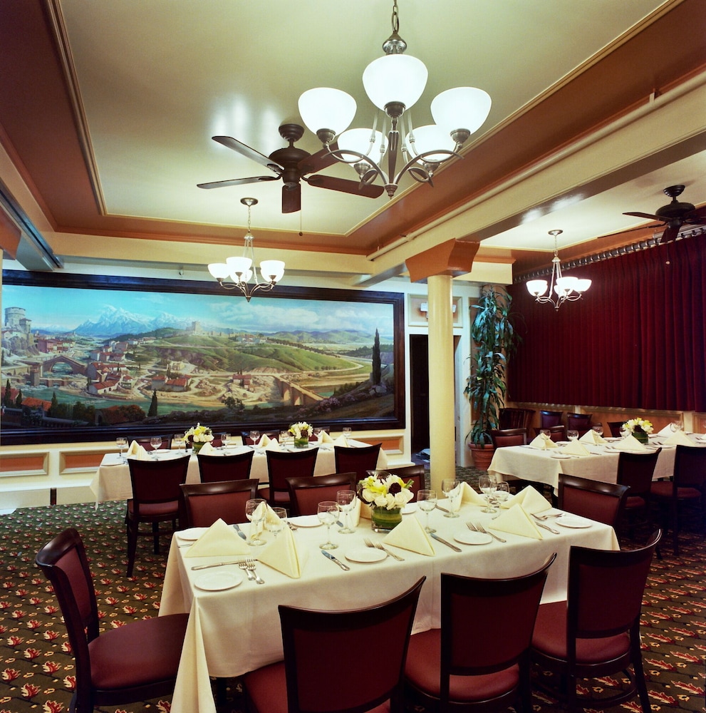 San Remo Hotel 34/50