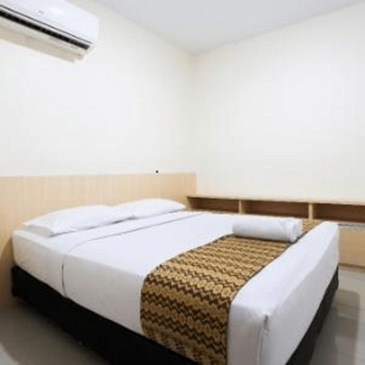 Sabrina Wisma 45 8/10