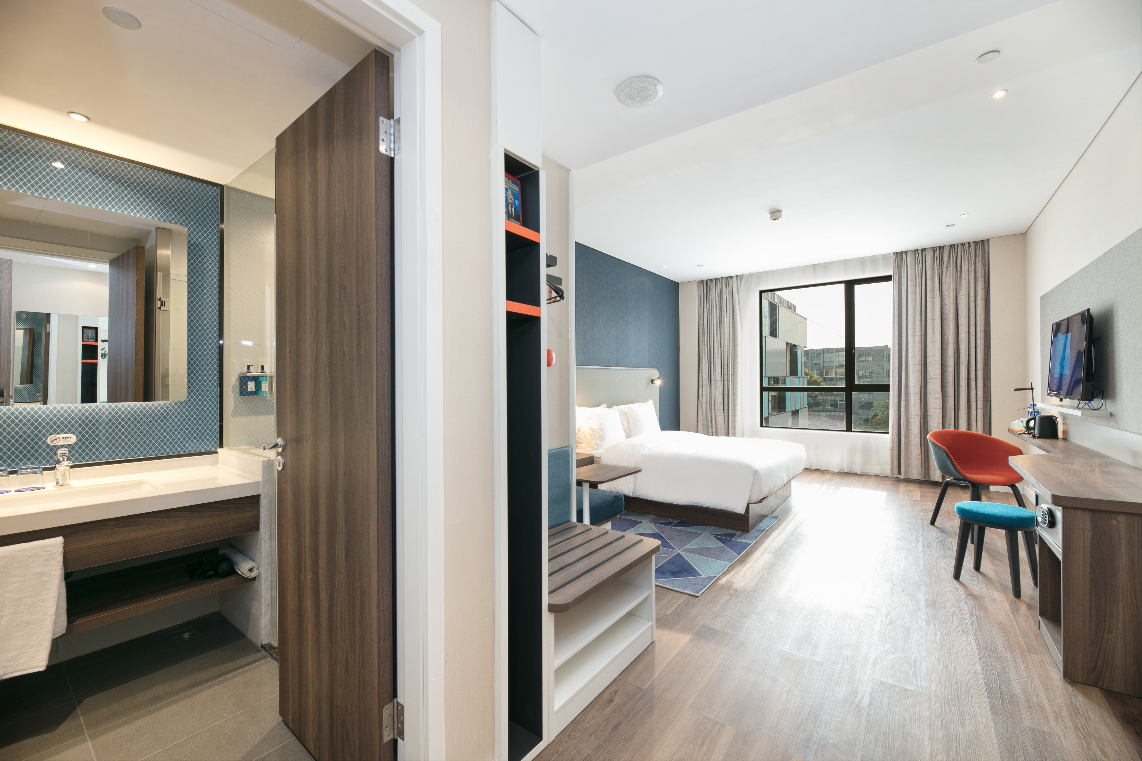 Holiday Inn Express Hangzhou Xixi Tourism Zone 44/44