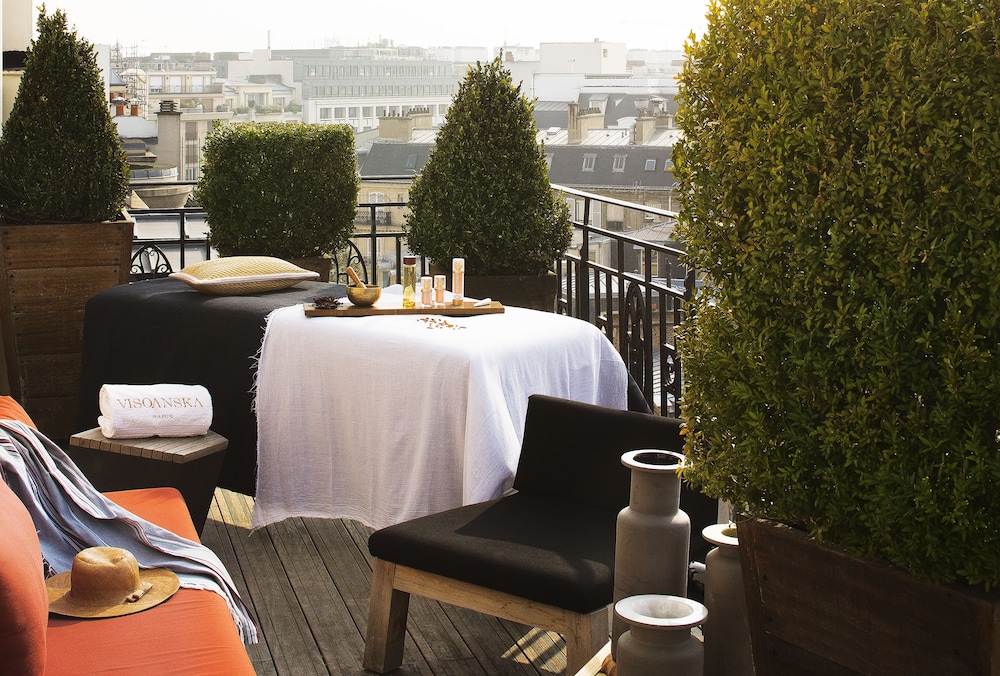 Hotel Marignan Champs Elysees 66/70