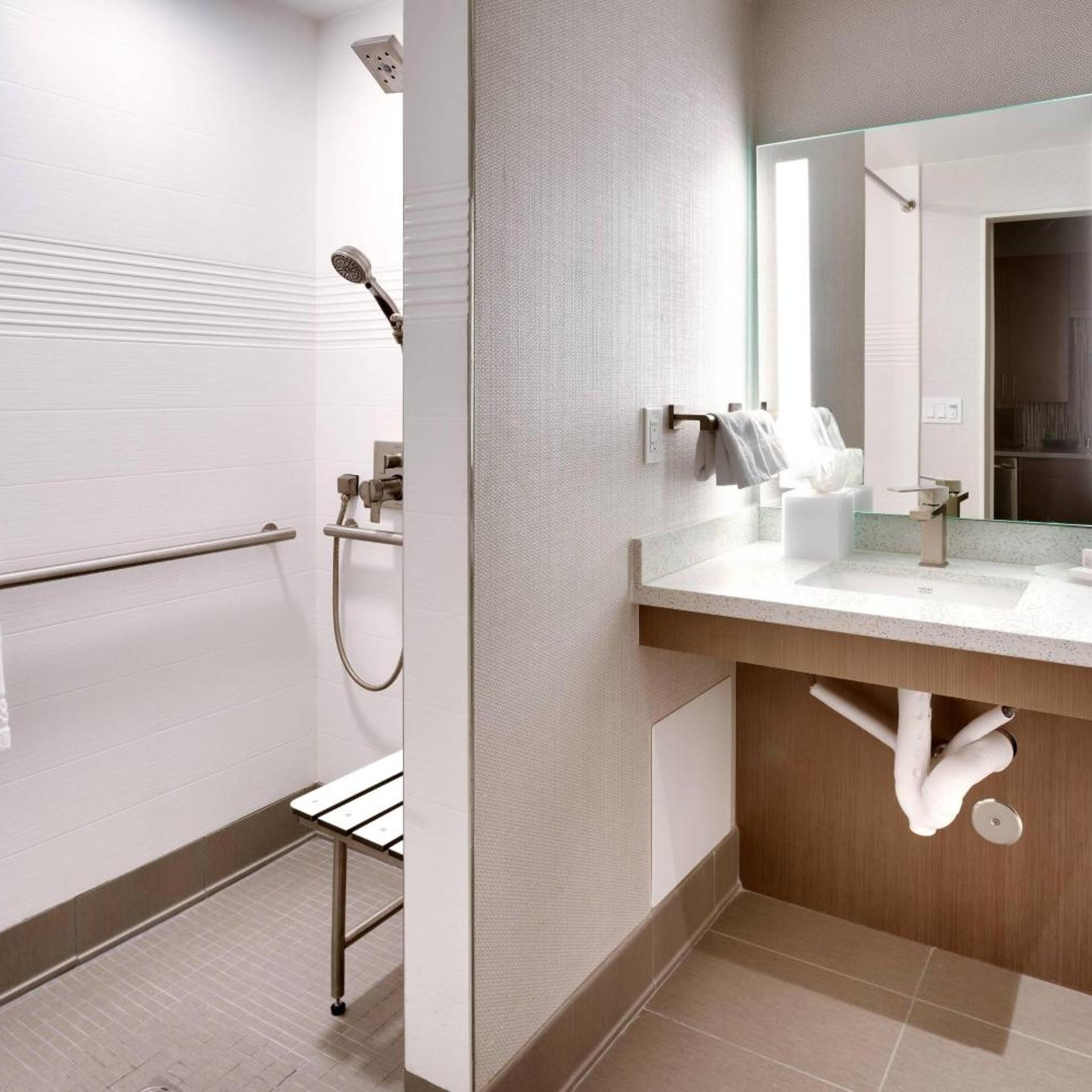 استوديو بسرير كوين مع أريكة لذوي الإعاقة، Towneplace Suites Los Angeles Lax Hawthorne 7/10