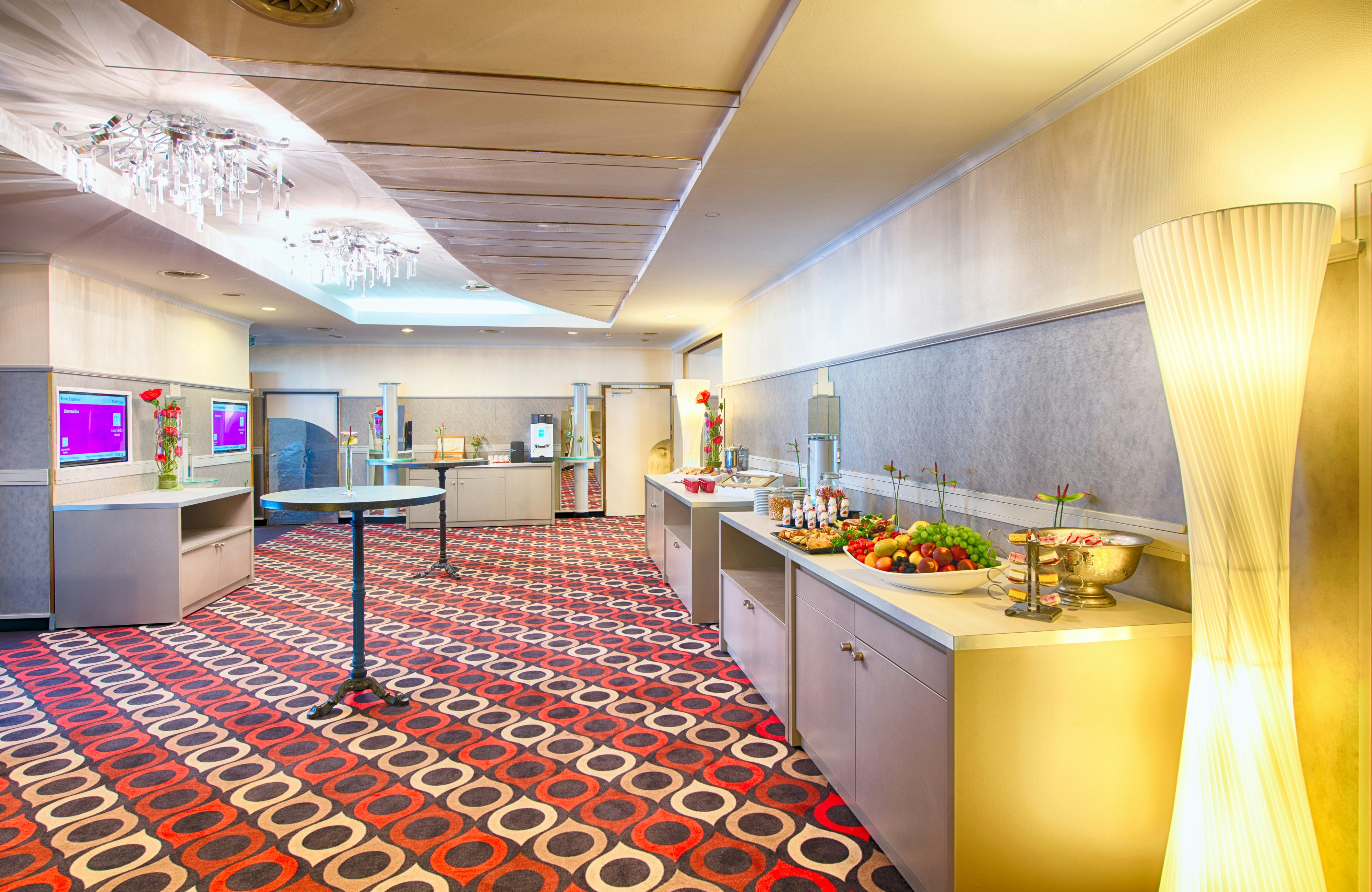 Leonardo Hotel Munich Arabellapark Ex Holiday Inn Munich Effnerstrasse 15/65