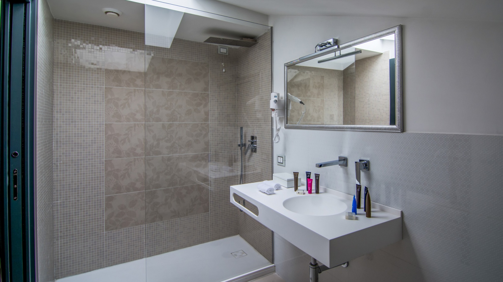 غرفة كلاسيكية بسرير مزدوج، Hotel Castellino Roma 8/8