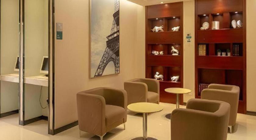 City Comfort Inn(Guangzhou Chenjiaci Metro Station) 45/58