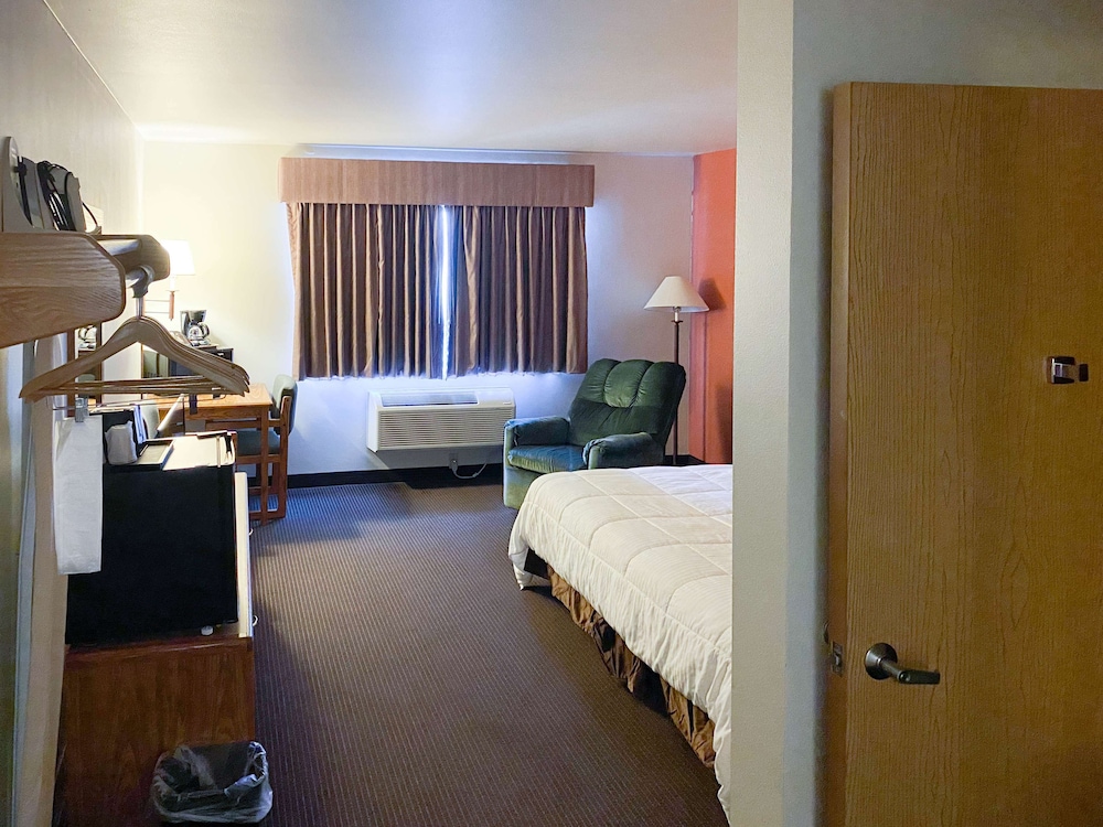 Motel6 Norway, MI 10/28