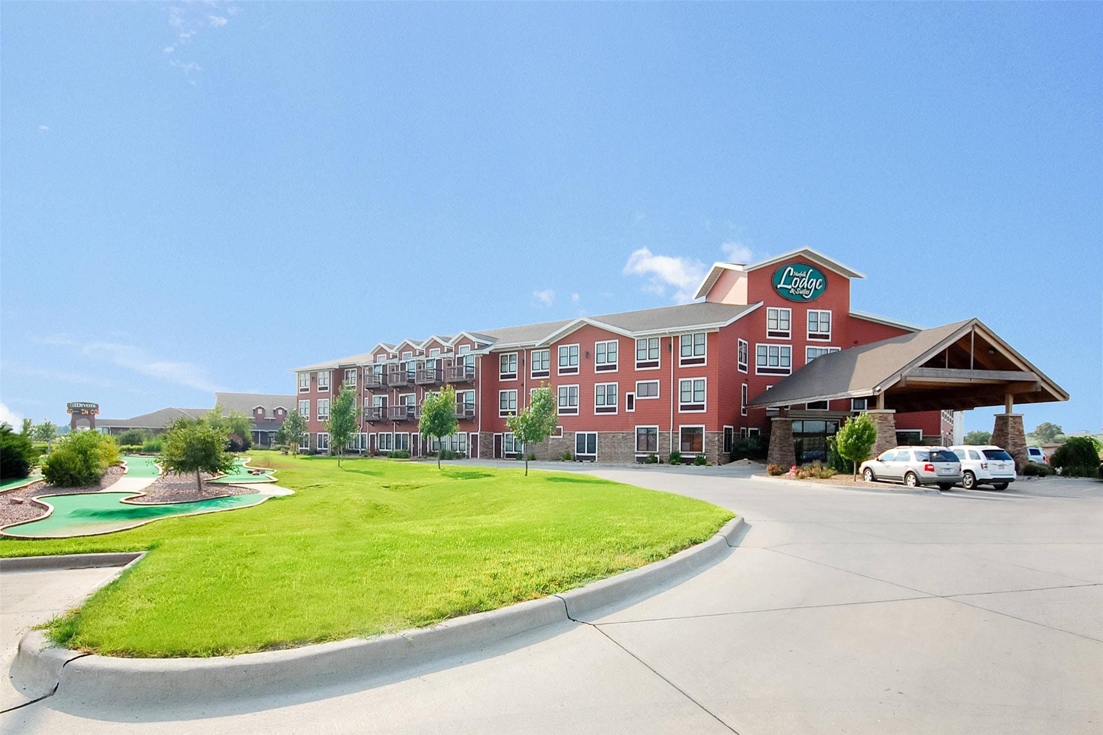 Norfolk Lodge Suites Ascend Hotel Collection 31/32