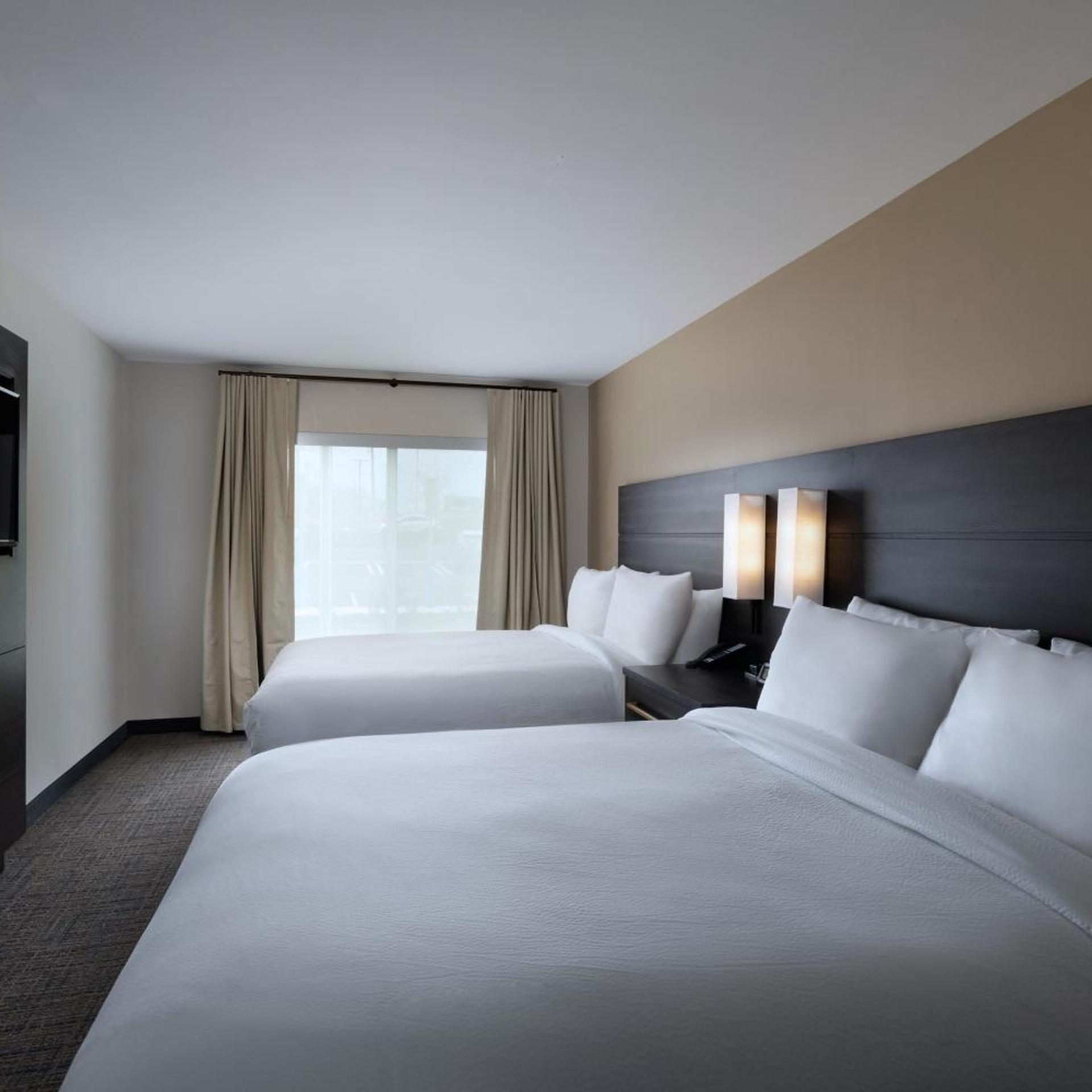 1 Bedroom, Suite, 2 Queen Beds, Sofa