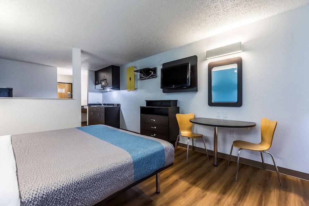 Motel6 Indianapolis, IN - Southport 27/45