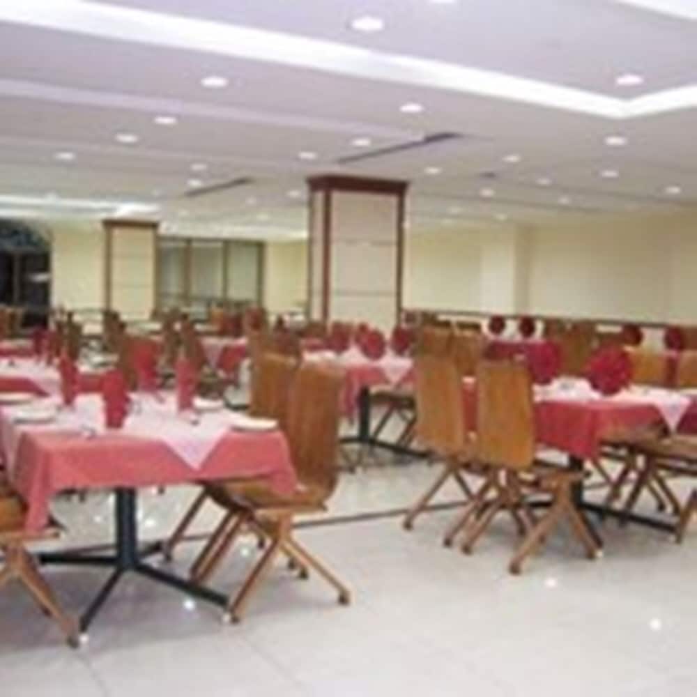 Preethi Classic Towers 64/74
