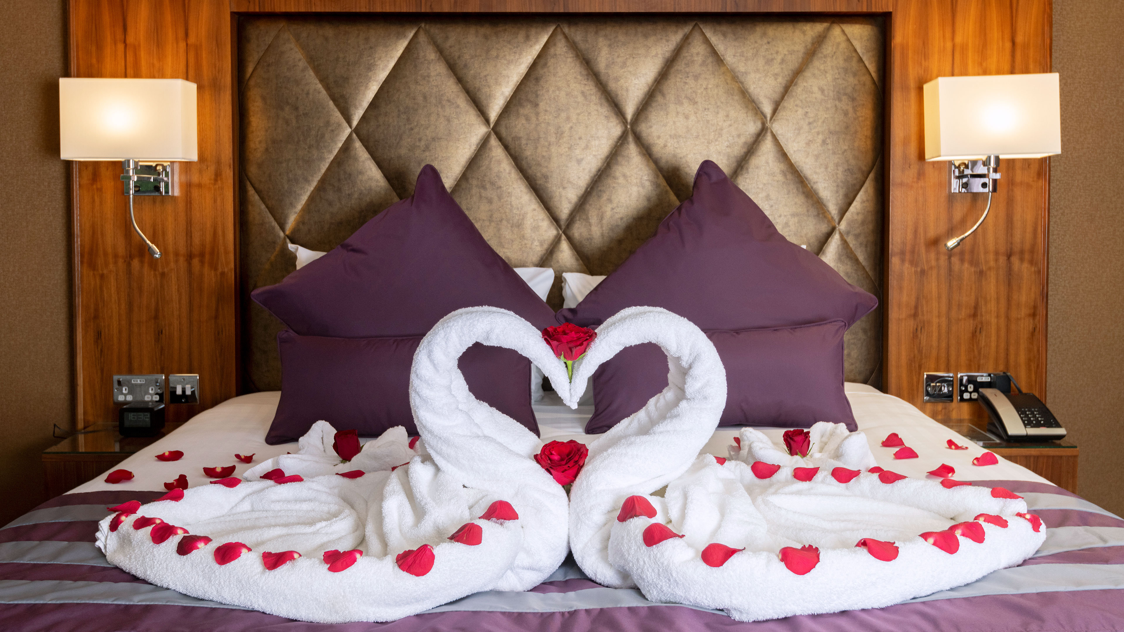 DONNINGTON MANOR HOTEL 9/31
