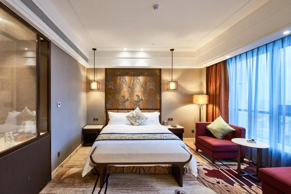 Huayu Landmark Hotel 12/32