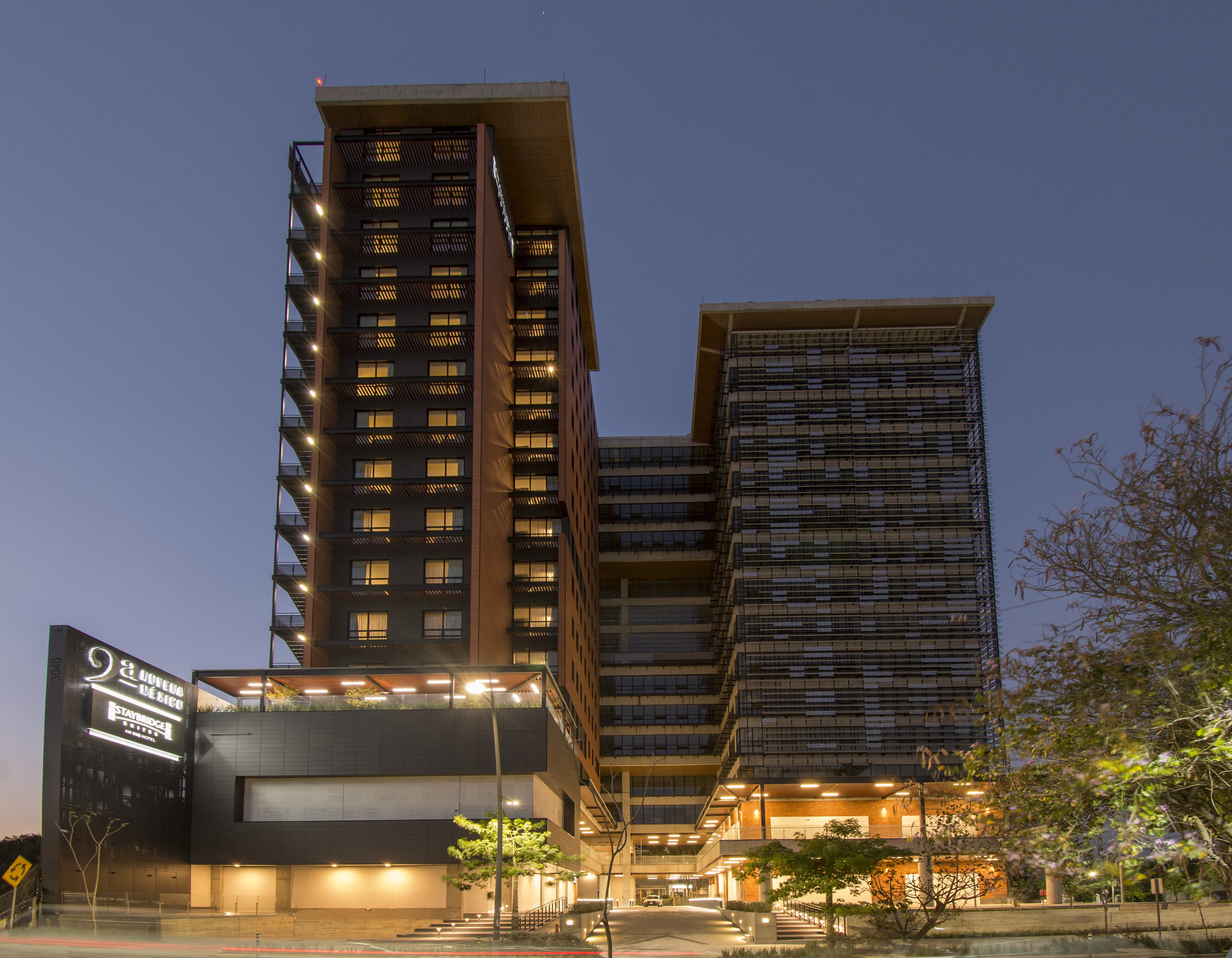 Staybridge Suites Guadalajara Novena 1/77