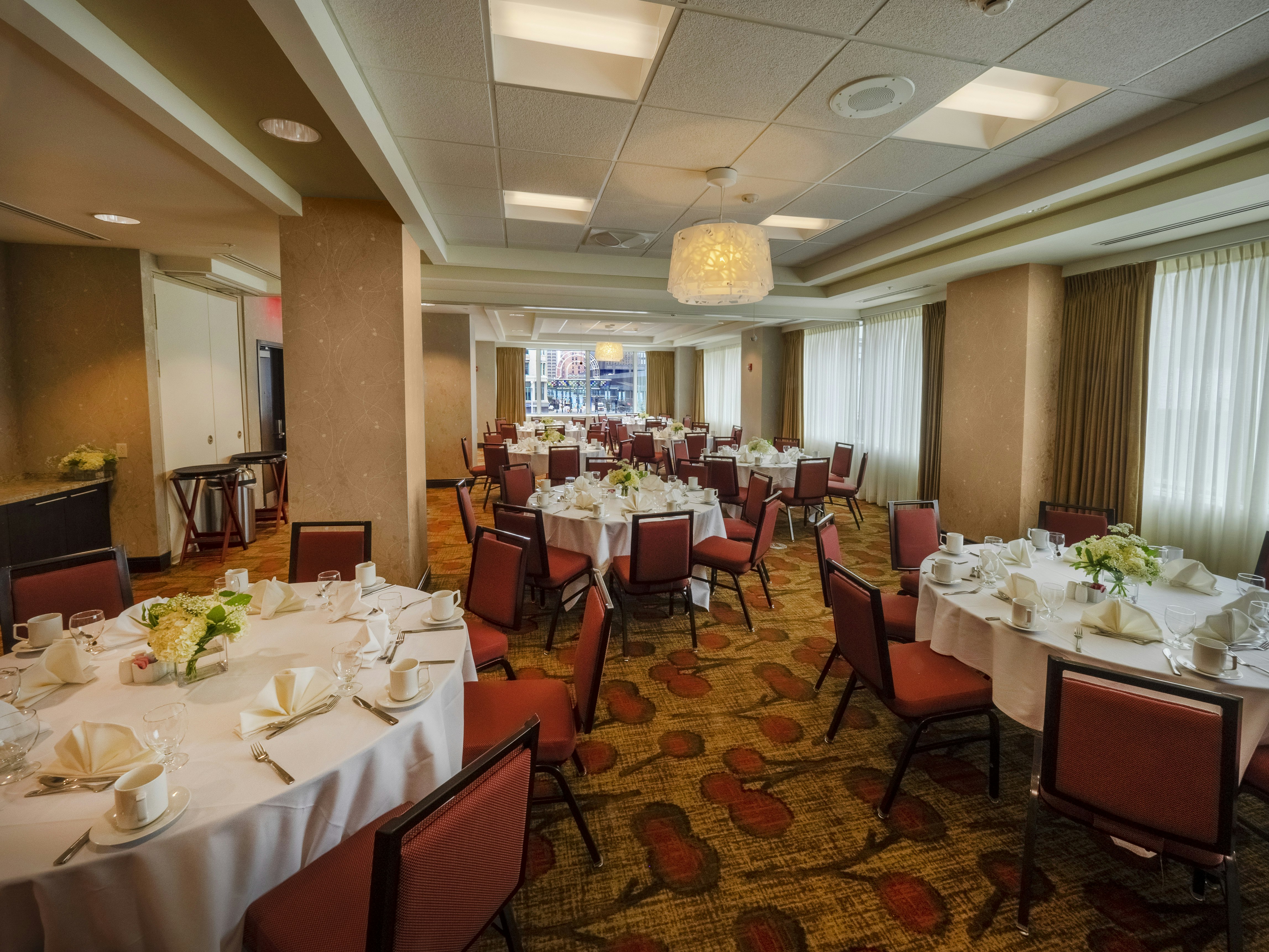 HILTON GARDEN INN BUFFALO DOWNTOWN 41/60