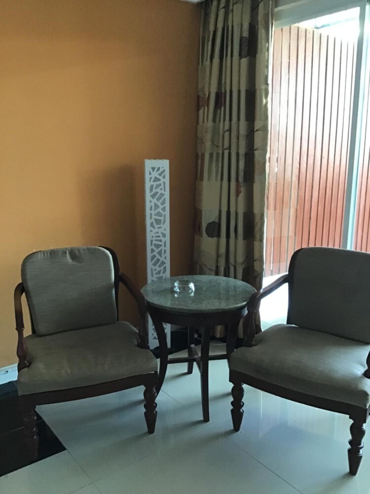 Ton Koon Hotel 32/46