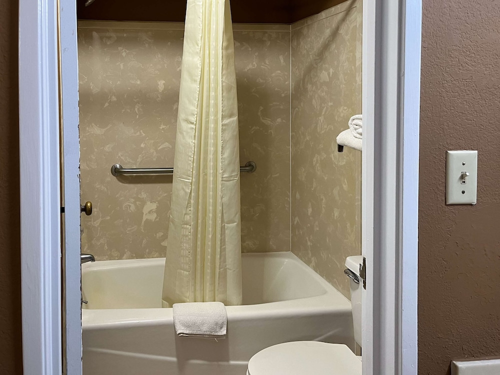 Motel6 Millington, TN 46/47