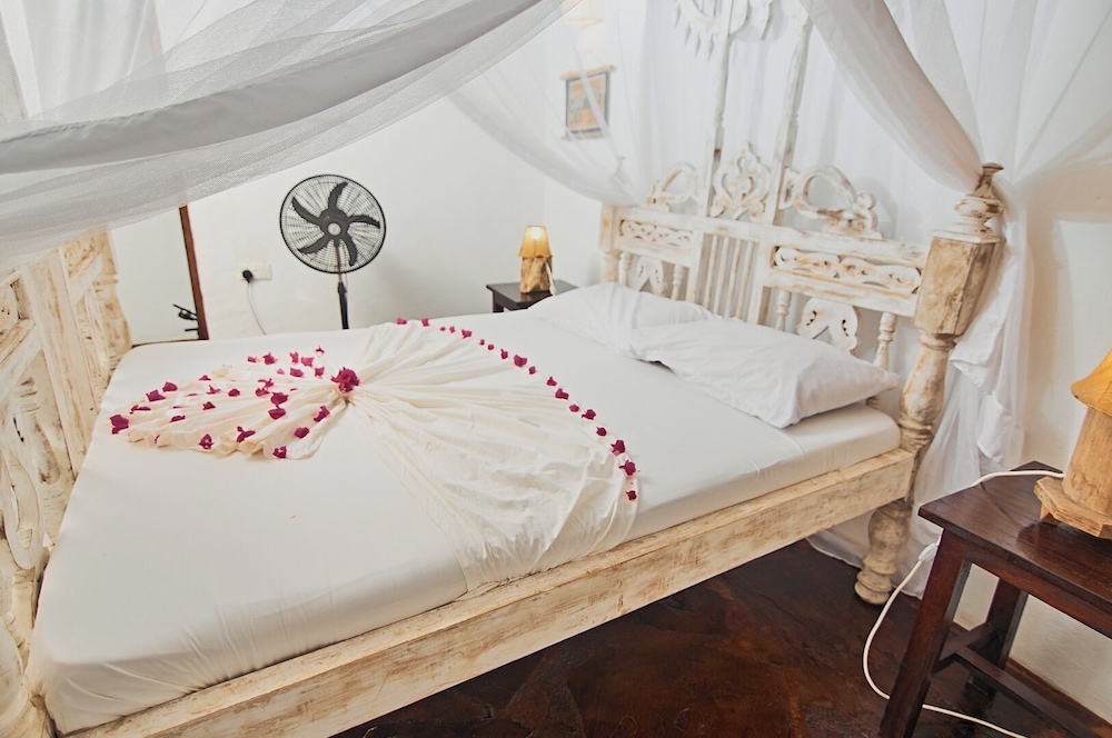 Mvuvi Lodge 9/50
