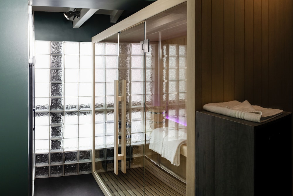 Ibis Pontarlier 28/65