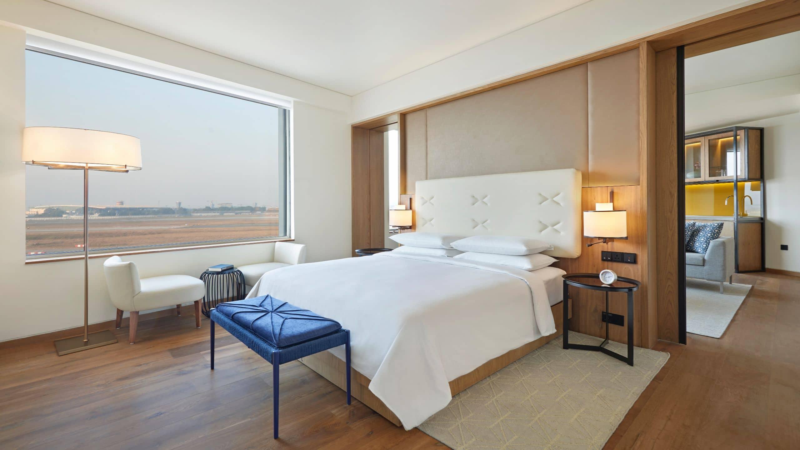 Suite, Andaz View