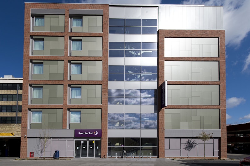 Premier Inn London Southgate in LONDON