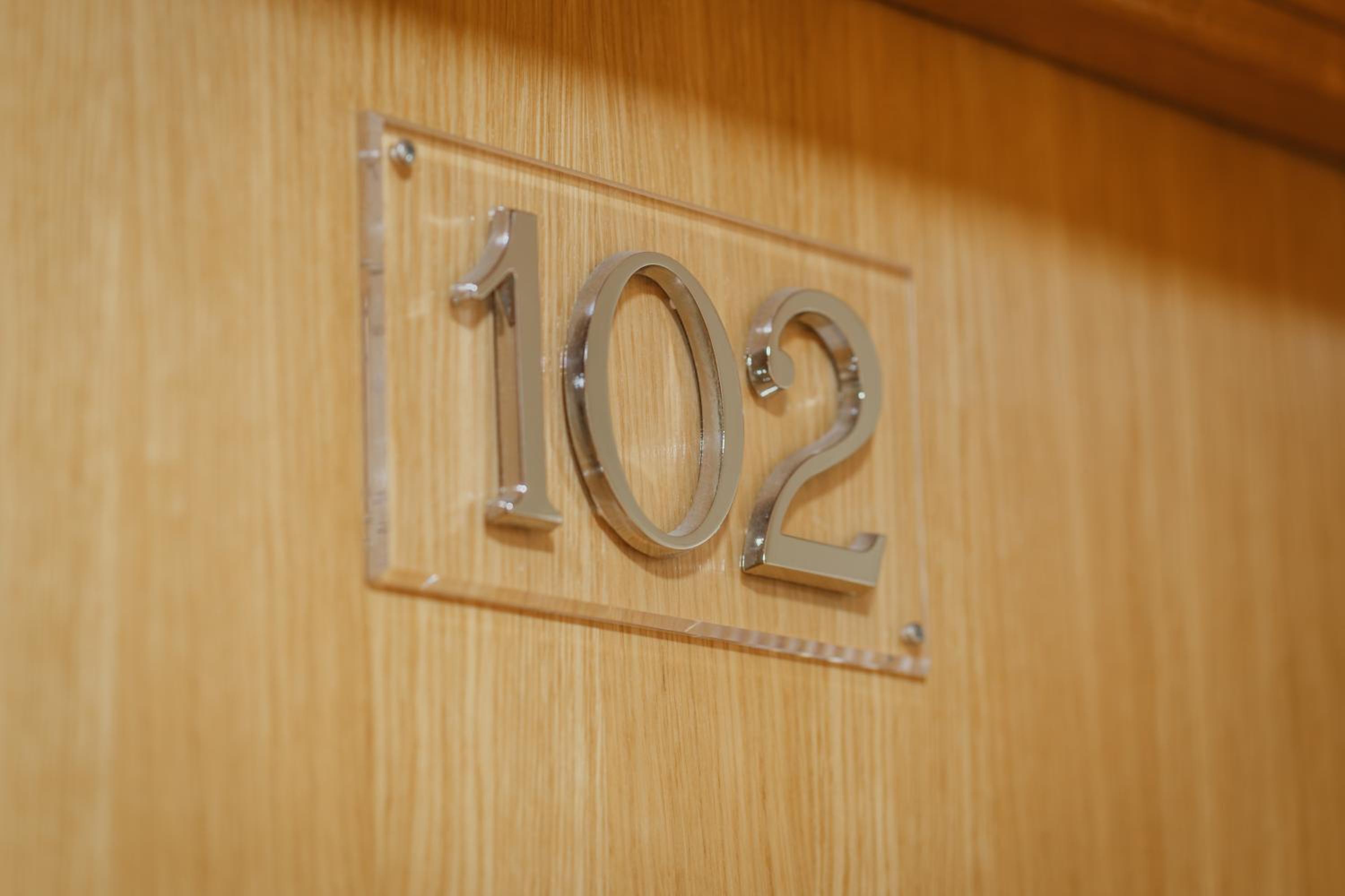 Hotel Reina Isabel 31/57