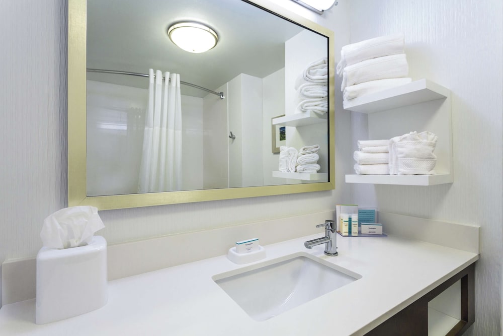 Hampton Inn Manassas 25/51
