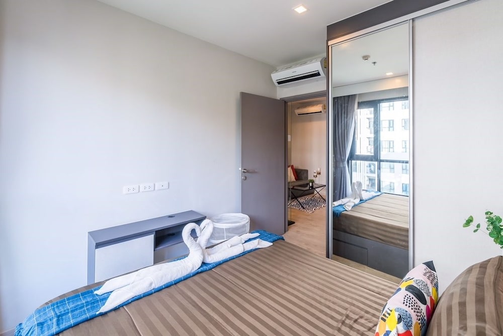 The Base Condo Pattaya by Supee 18/50