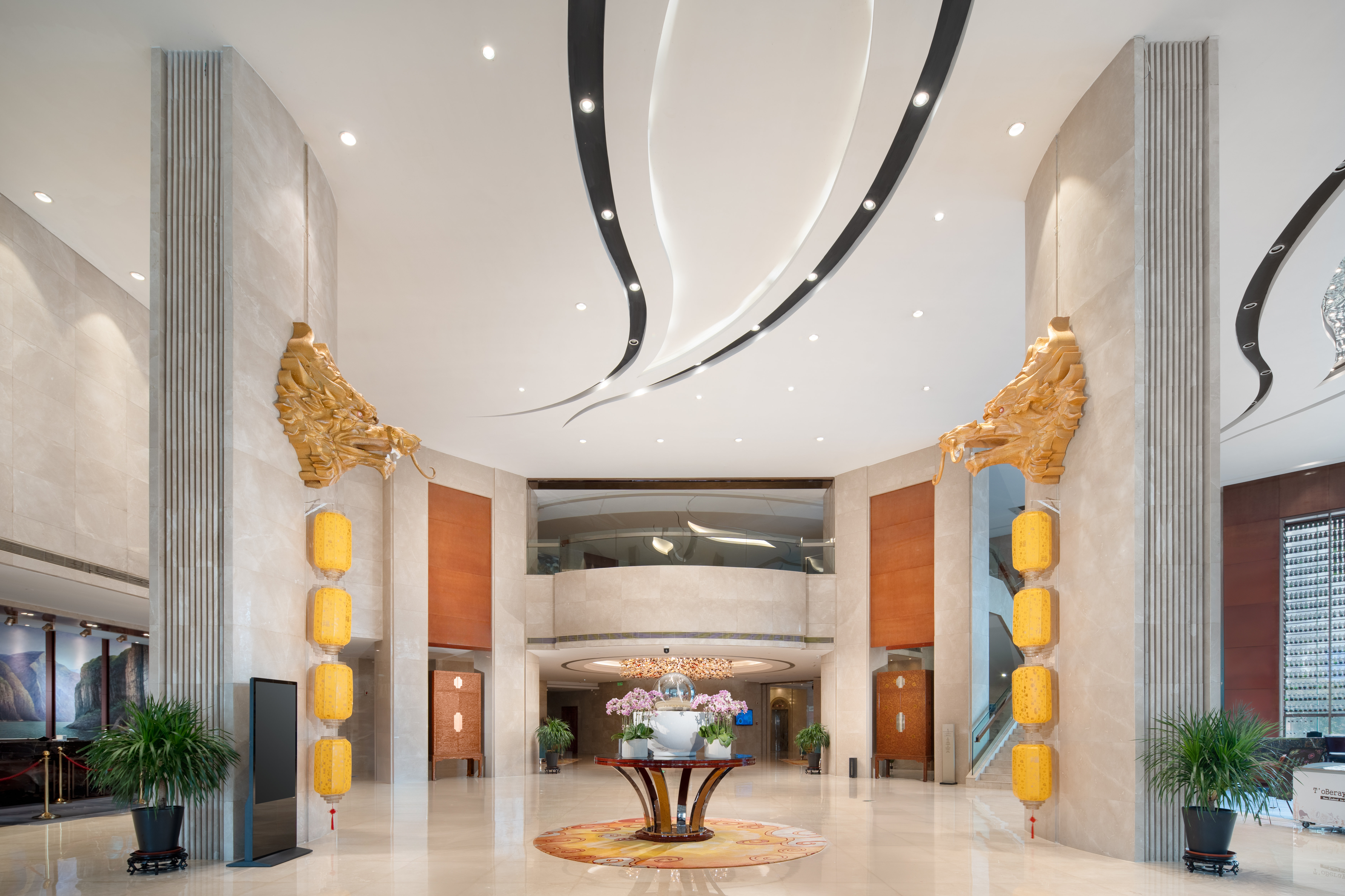 CROWNE PLAZA ZHENJIANG 11/76