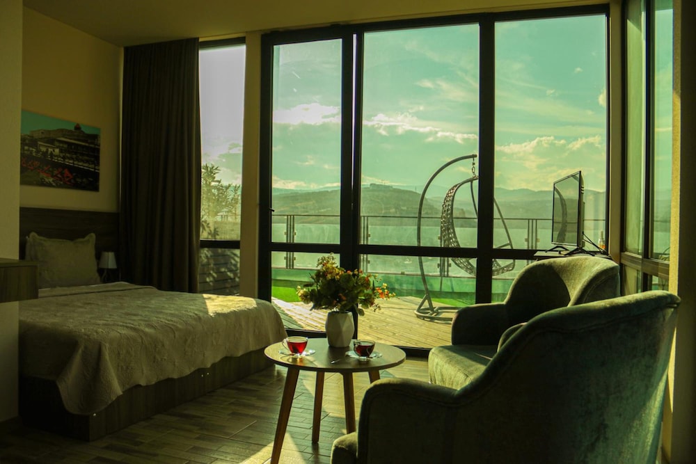 Hotel Grand View In Tbilisi 12/45