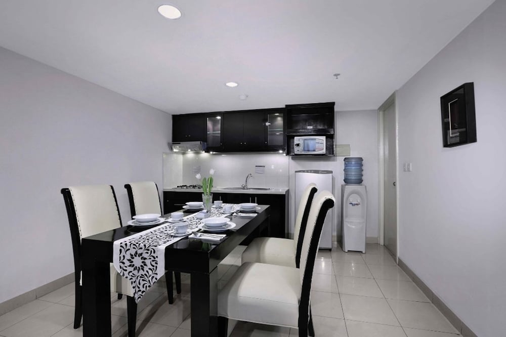 Horison Ultima Suite and Residence Rasuna 41/55