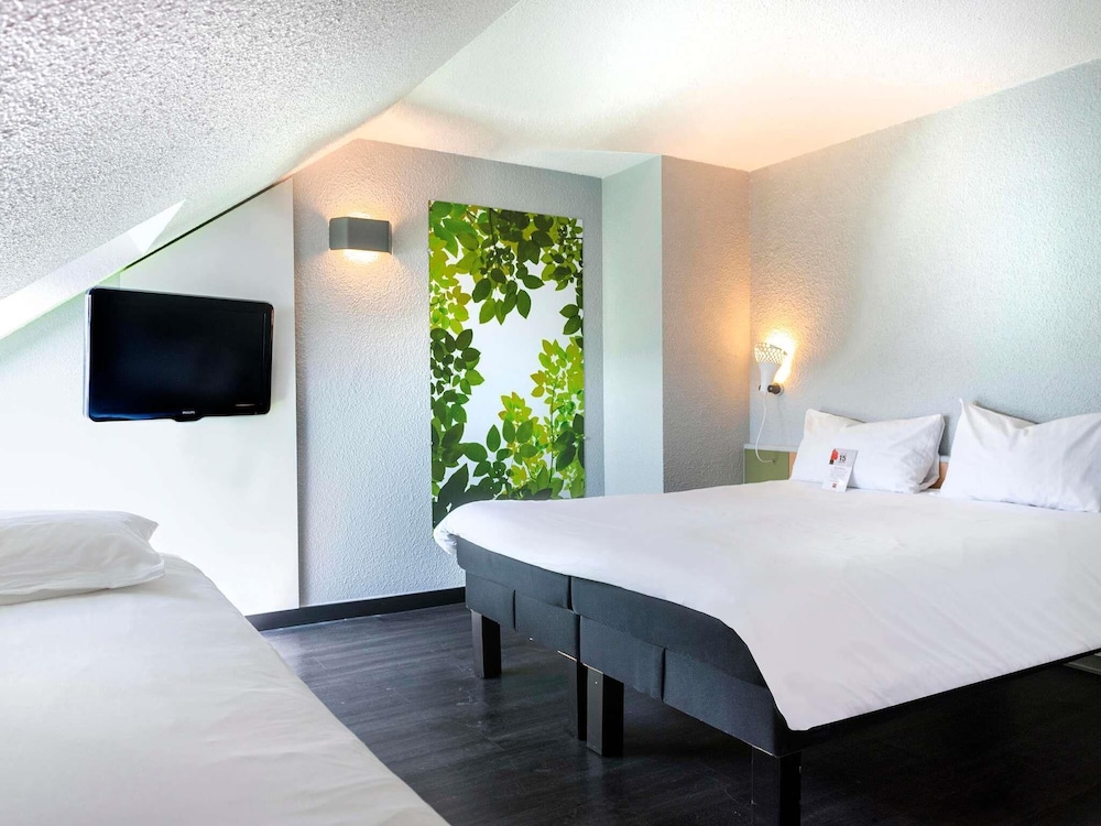 Ibis Strasbourg Sud La Vigie 33/64
