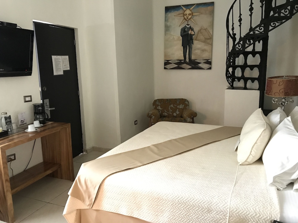 Casa Monraz Hotel Boutique Y Galeria 2/32