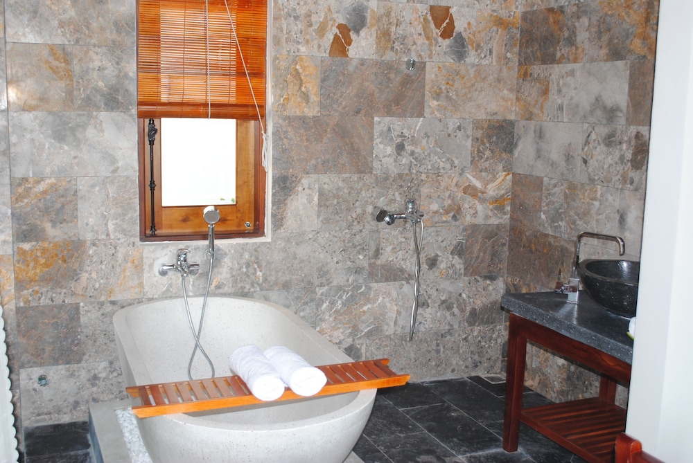 Hoi An Osaka Riverside Villa & Spa 48/48