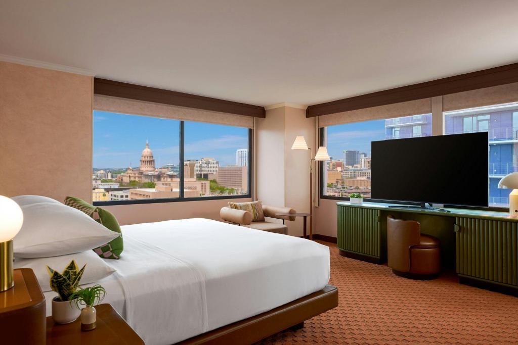 1 Bedroom, Presidential, State, Suite, King Bed, Capitol View