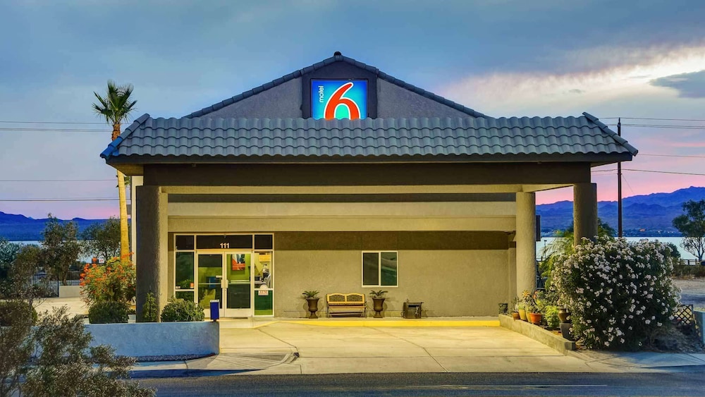 Motel 6 Lake Havasu City Lakeside 1/34