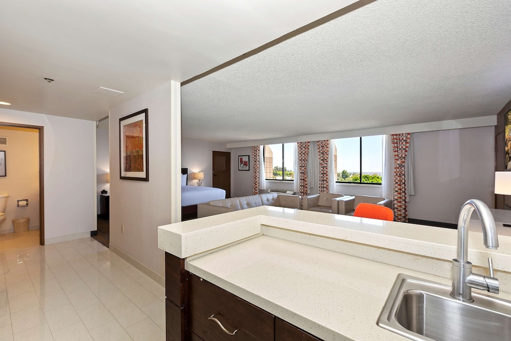 Doubletree By Hilton Whittier Los Angeles 18/79