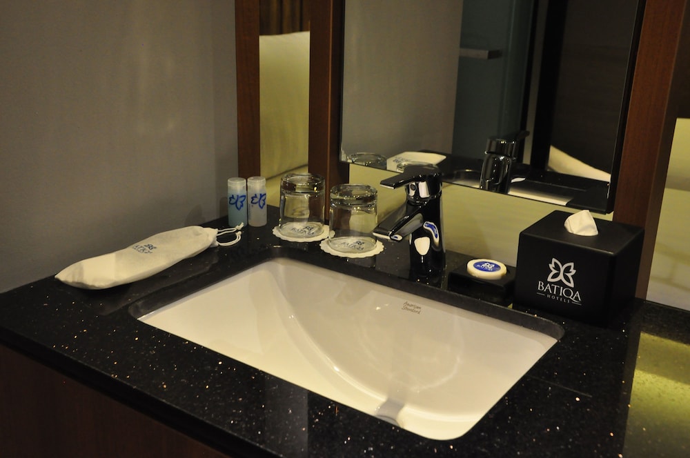 Batiqa Hotel Jababeka 48/60