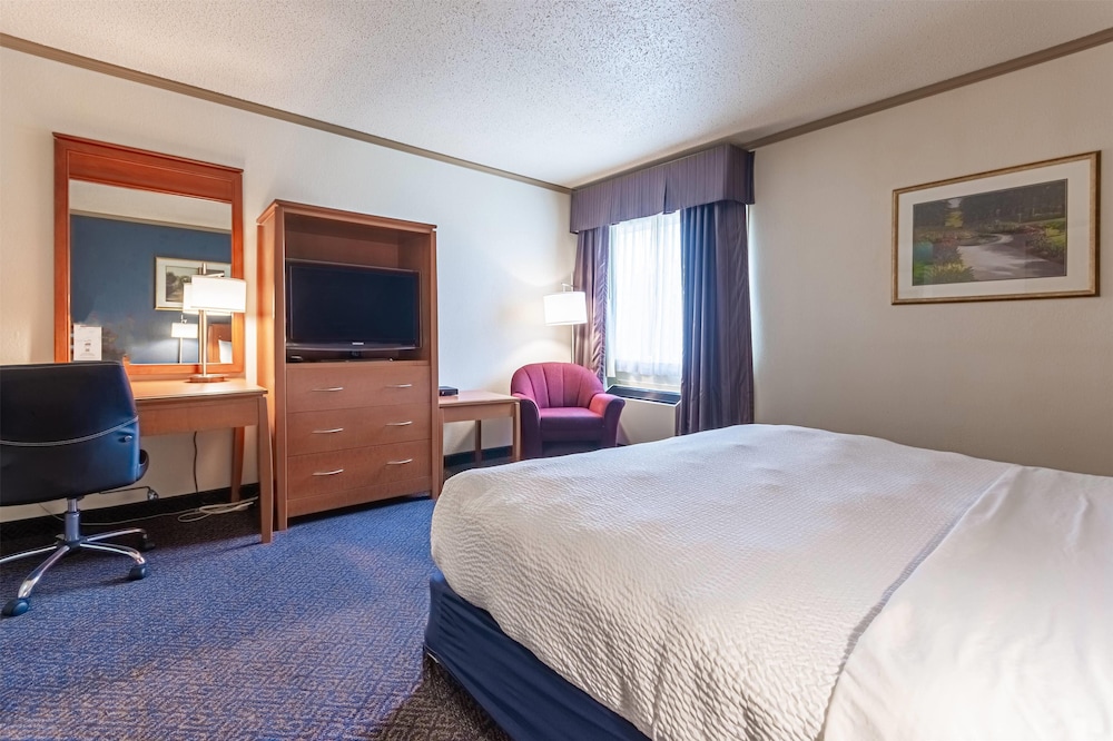 Days Inn by Wyndham Drayton Valley 16/50