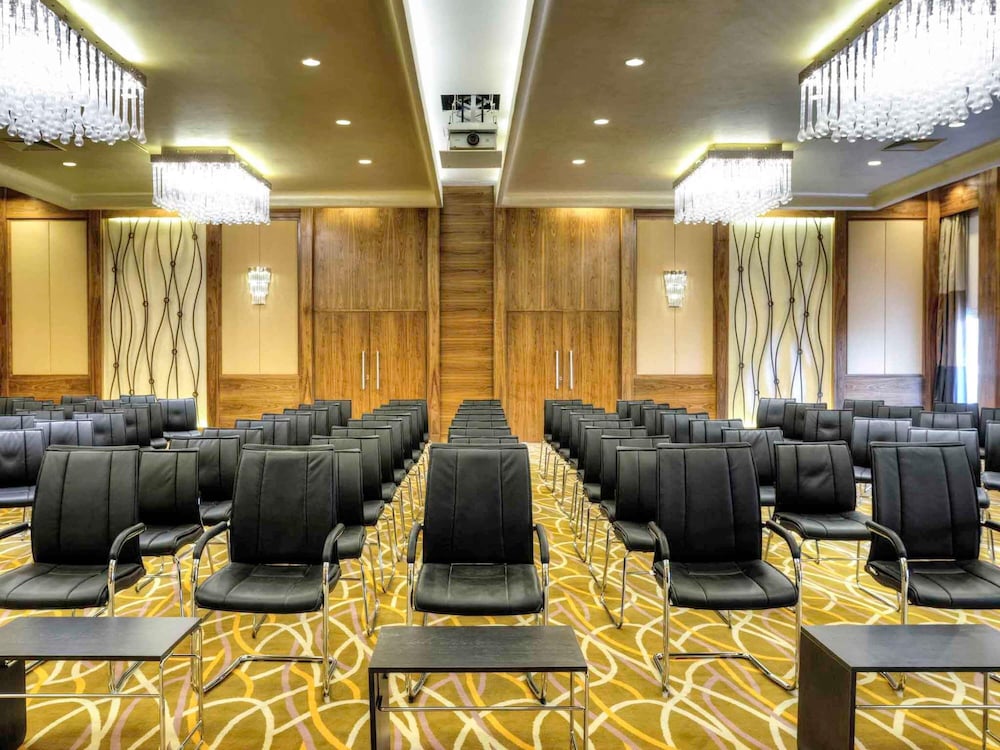 Novotel Cairo Airport 42/49
