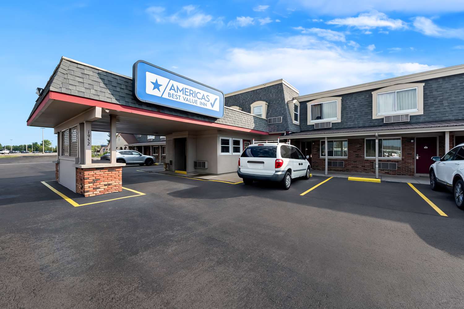 Americas Best Value Inn Marion OH 15/23