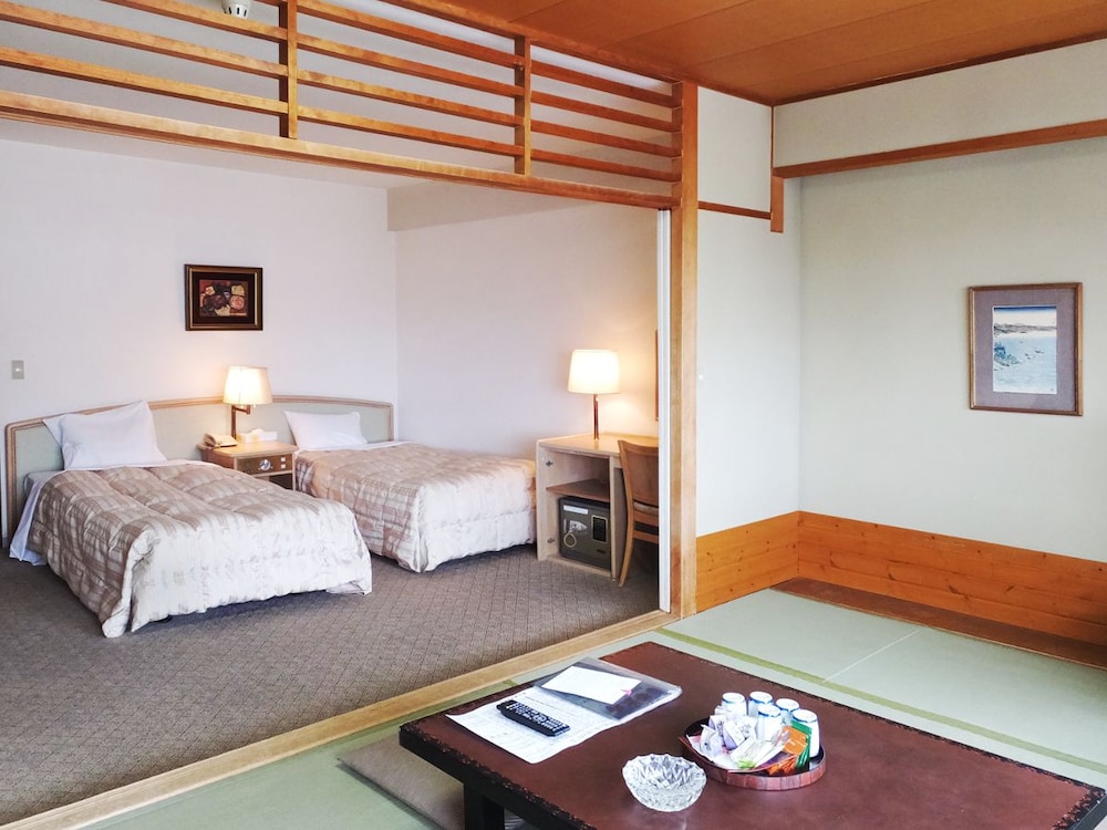 Atami New Fujiya Hotel 14/60
