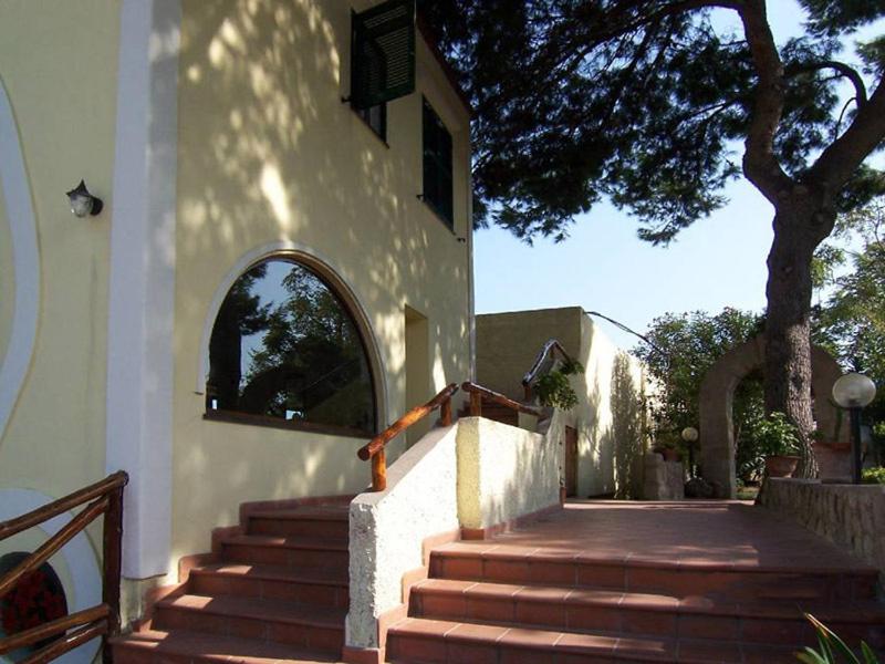 Albergo Villa Hibiscus 55/63