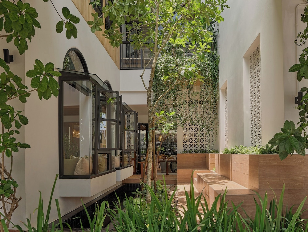 The Motifs Eco Hotel 47/50
