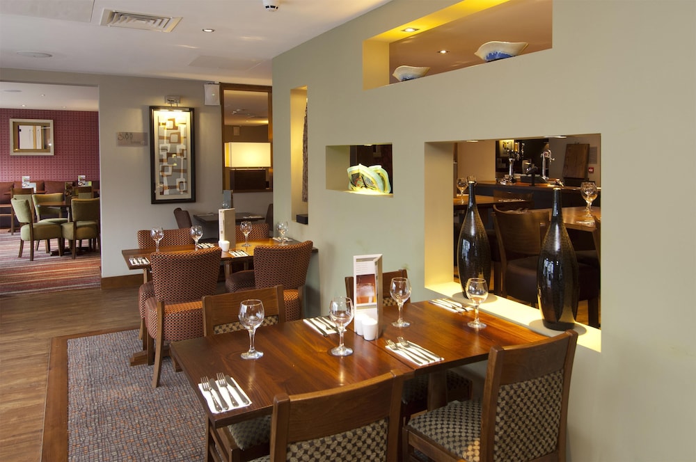 Premier Inn Warwick 43/53