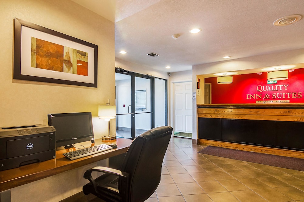 Quality Inn Suites Garland East Dallas 18/56