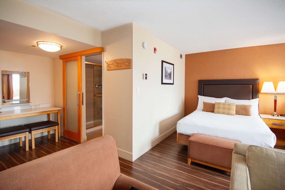 Coast Hillcrest Hotel 10/49
