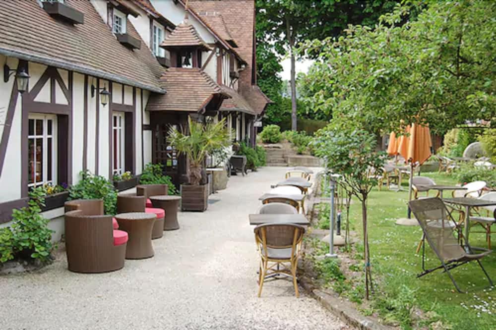 HOSTELLERIE DE LA VIEILLE FERME 65/70