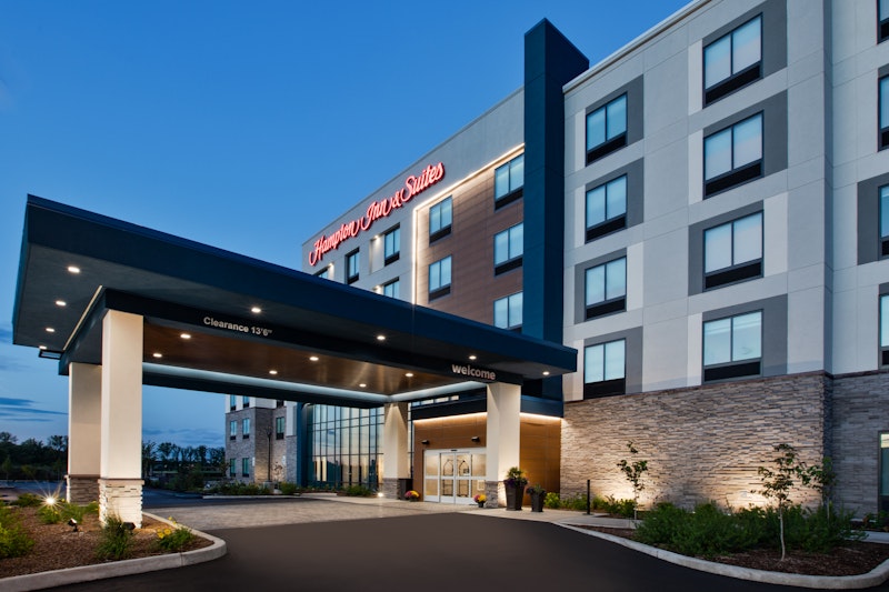 Hampton Inn and Suites by Hilton Indianapolis South Greenwood 23/26